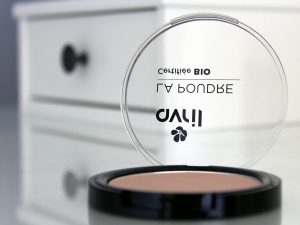 Poudre compacte teint Avril marque cosmétique vegan naturel