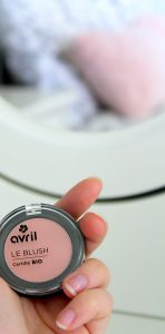 Blush rose Avril marque maquillage vegan naturel