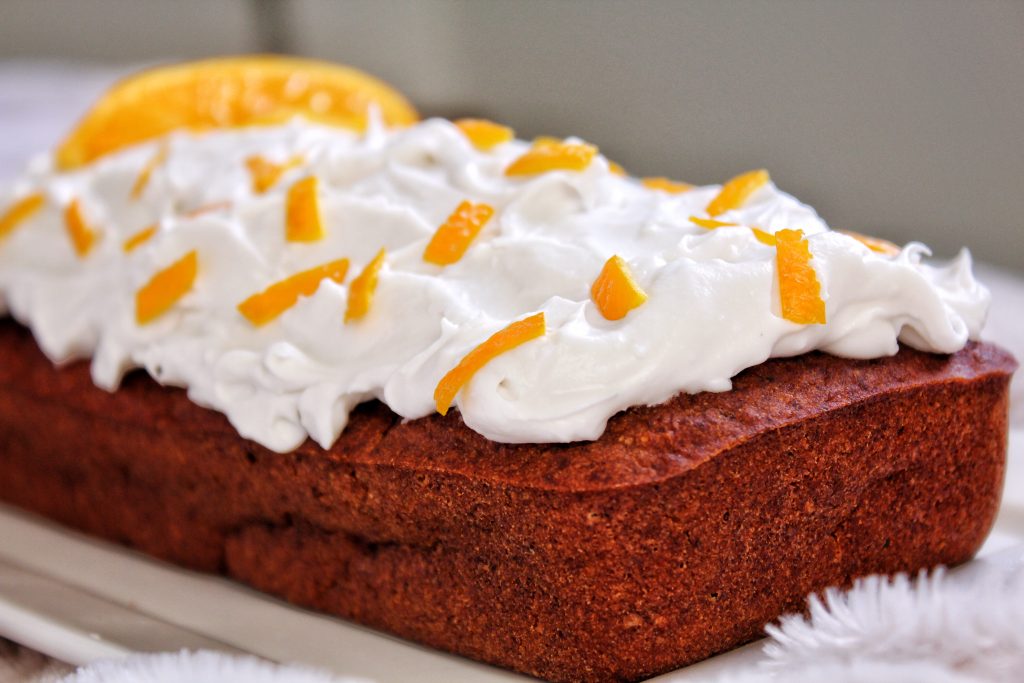 Carrot Cake cannelle gingembre vanille crème fouettée orange vegan végétarien végétalien sans gluten sans lactose sans œufs