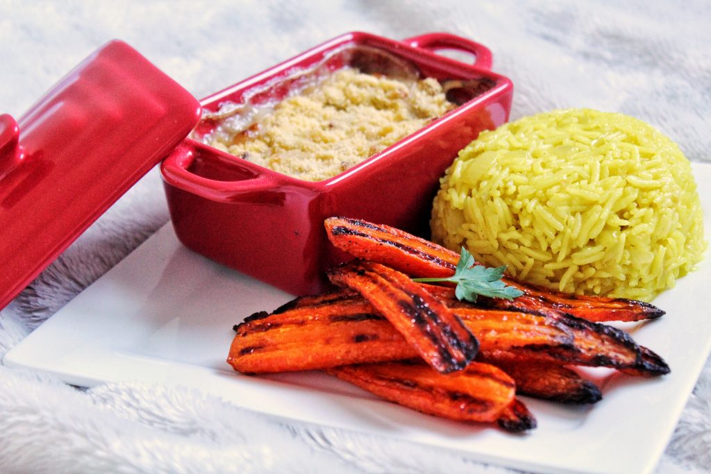 Cassolette de flageolets, carottes rôties, riz pilaf au curcuma vegan, sans gluten, végétarien, sans lactose
