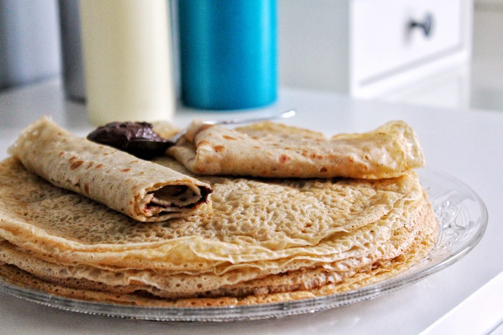 Crêpes moelleuses vegan végétaliennes sans gluten sans lactose sans œufs sans beurre
