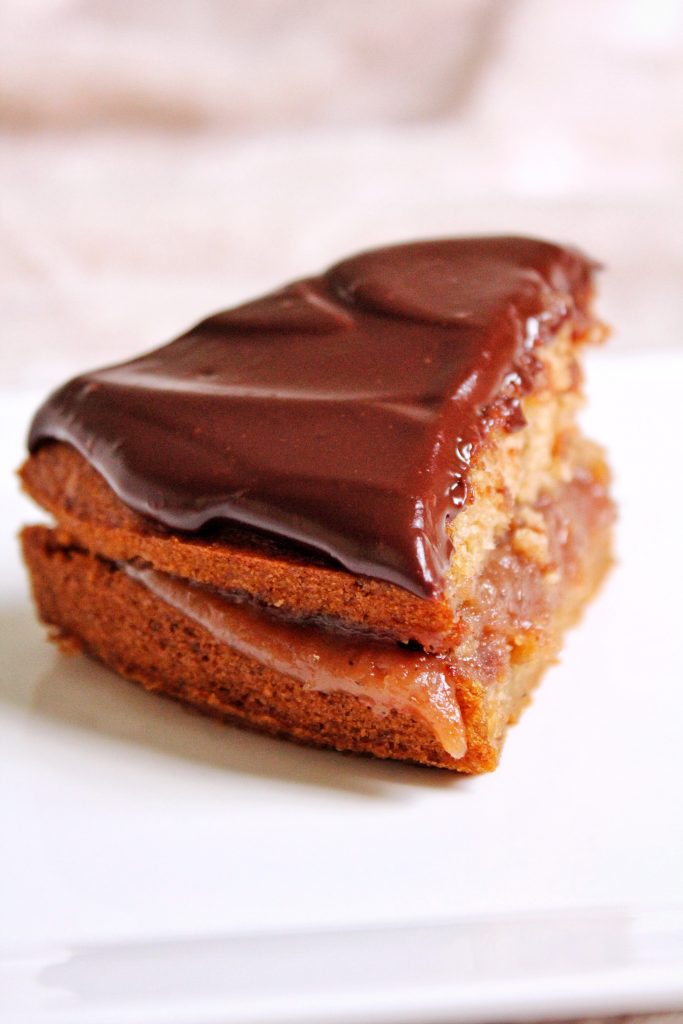 Gâteau au yaourt fourré crème marrons ganache chocolat vegan sans gluten sans lactose sans œufs