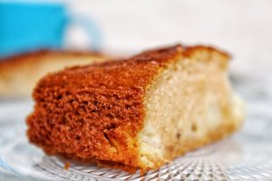Gâteau moelleux pêche amande eau fleur oranger vegan sans gluten sans lactose sans œufs 