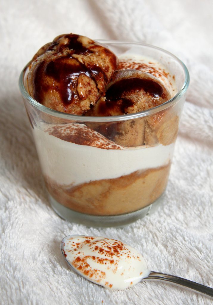 Glace saveur tiramisu vegan sans gluten sans lactose végétarien