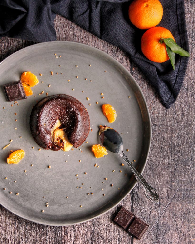 Moelleux chocolat cœur praliné cacahuète vegan sans gluten sans lactose végétarien
