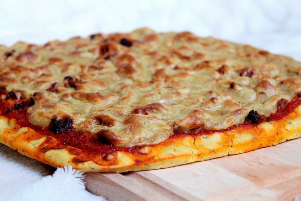 Pizza vegan sans gluten sans lactose fromage de pomme de terre végétarien