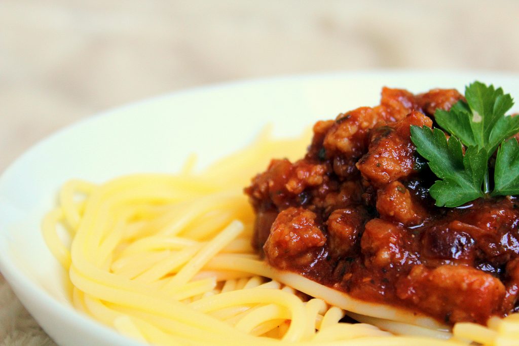 Spaghetti bolognaise vegan sans gluten sans lactose végétarien protéines soja texturées