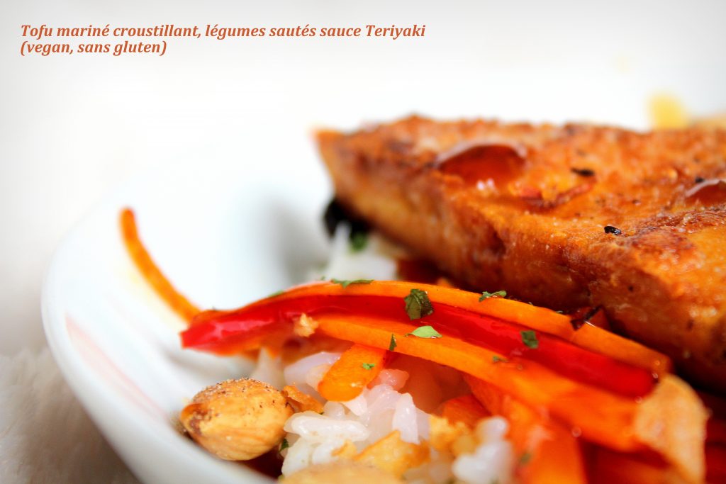 Tofu mariné croustillant légumes sautés sauce teriyaki vegan sans gluten sans lactose végétarien